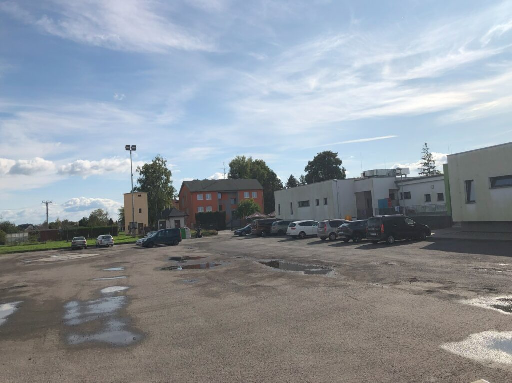 Rekonstrukce parkoviště Dolní Benešov